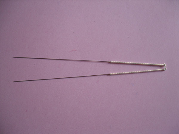 Silver handle acupuncture needle